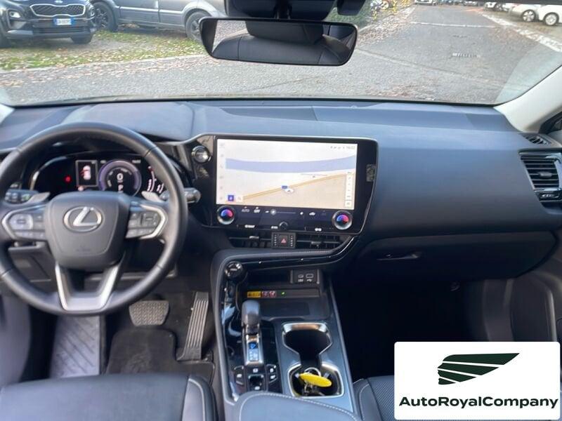 Lexus NX NX Hybrid 4WD Premium UNIPRO' km 25000