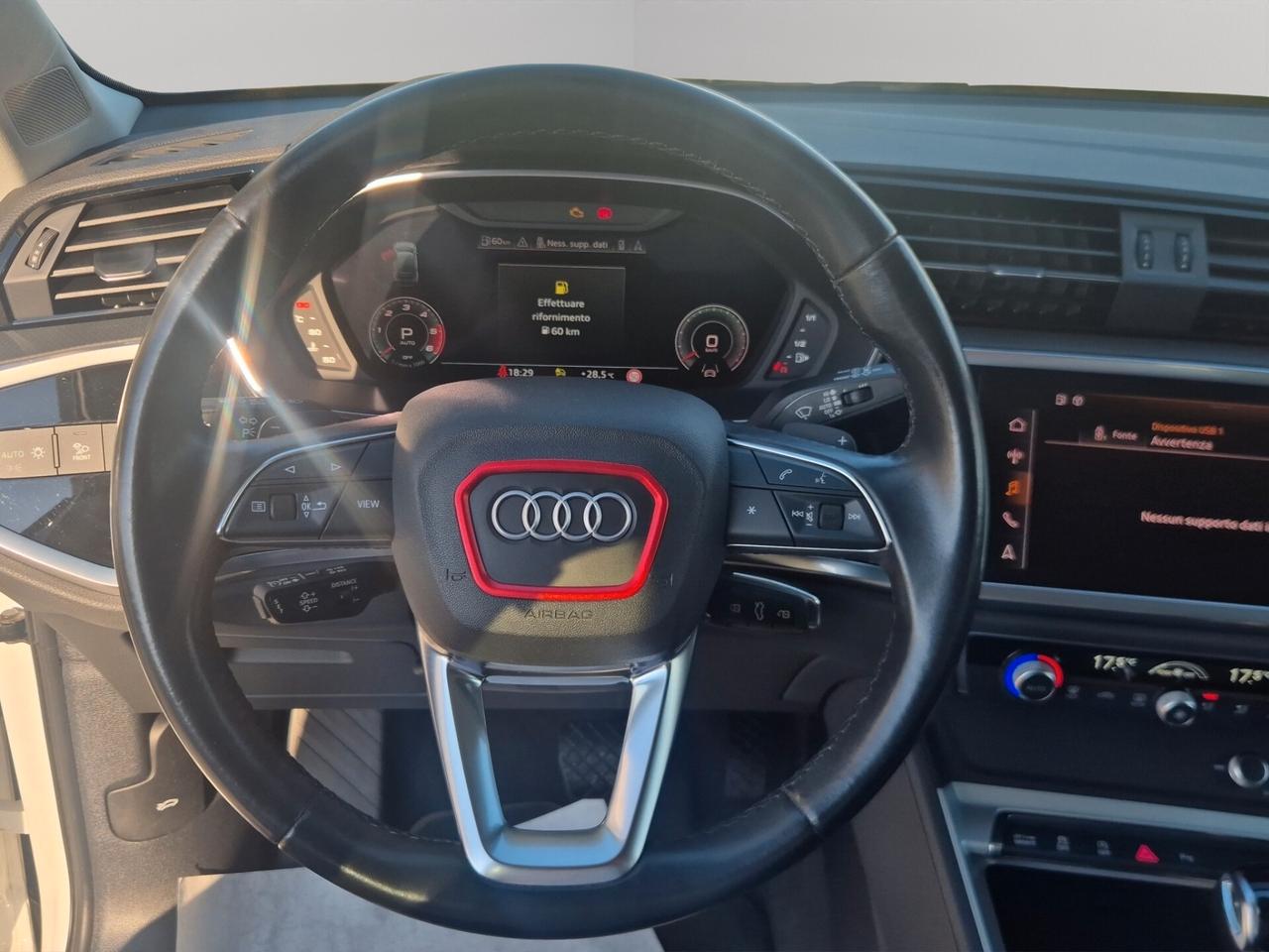 Audi Q3 35 TDI S tronic S-LINE