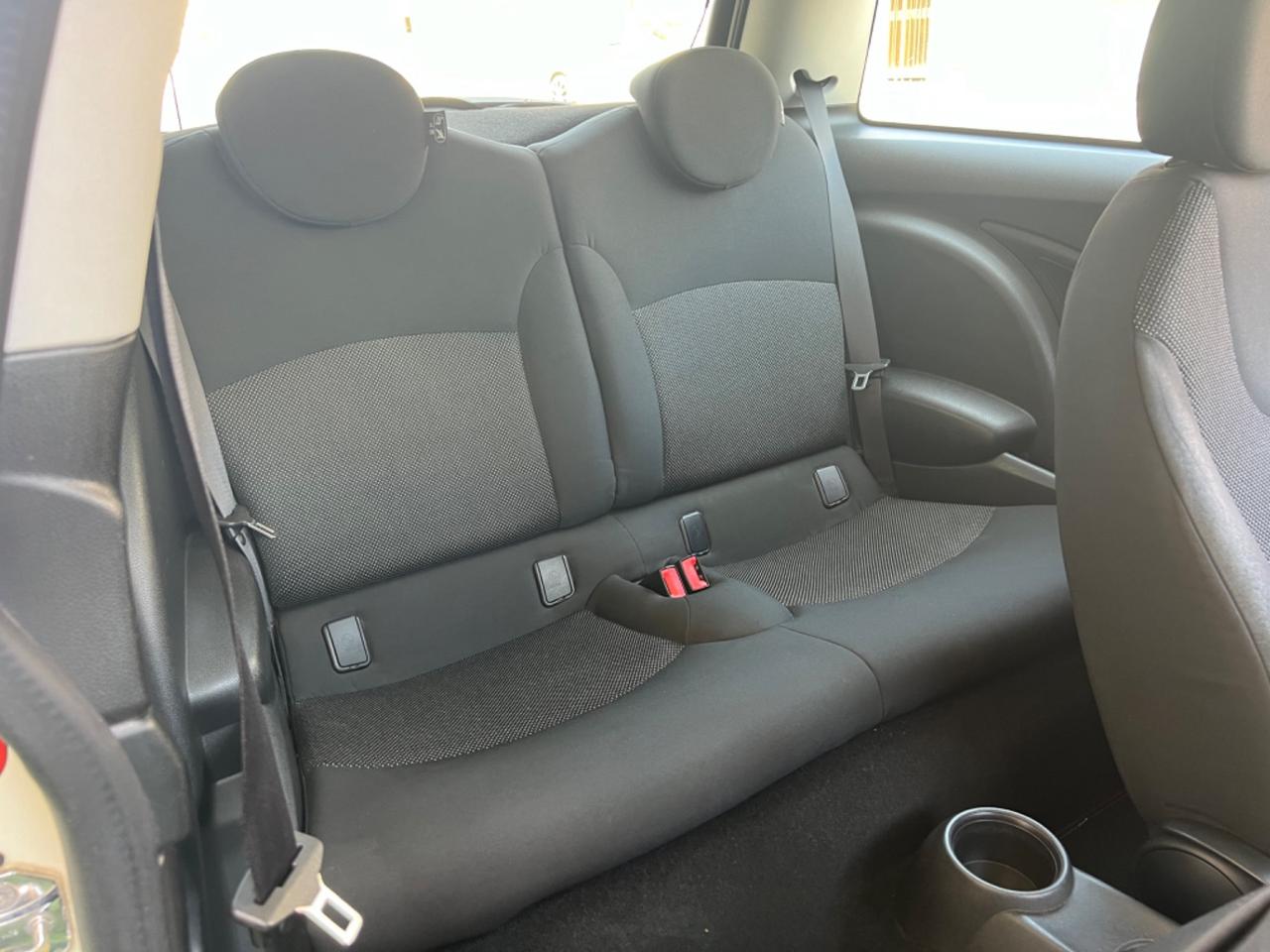 Mini Mini 1.4 16V One Chili