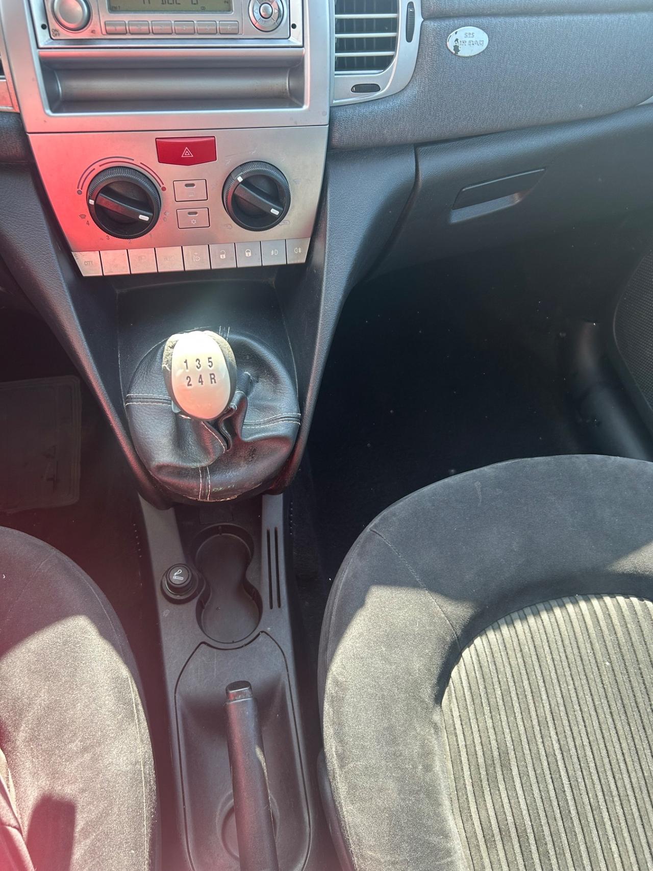 Lancia Ypsilon 1.2 cc Ecochic GPL scadenza 2030