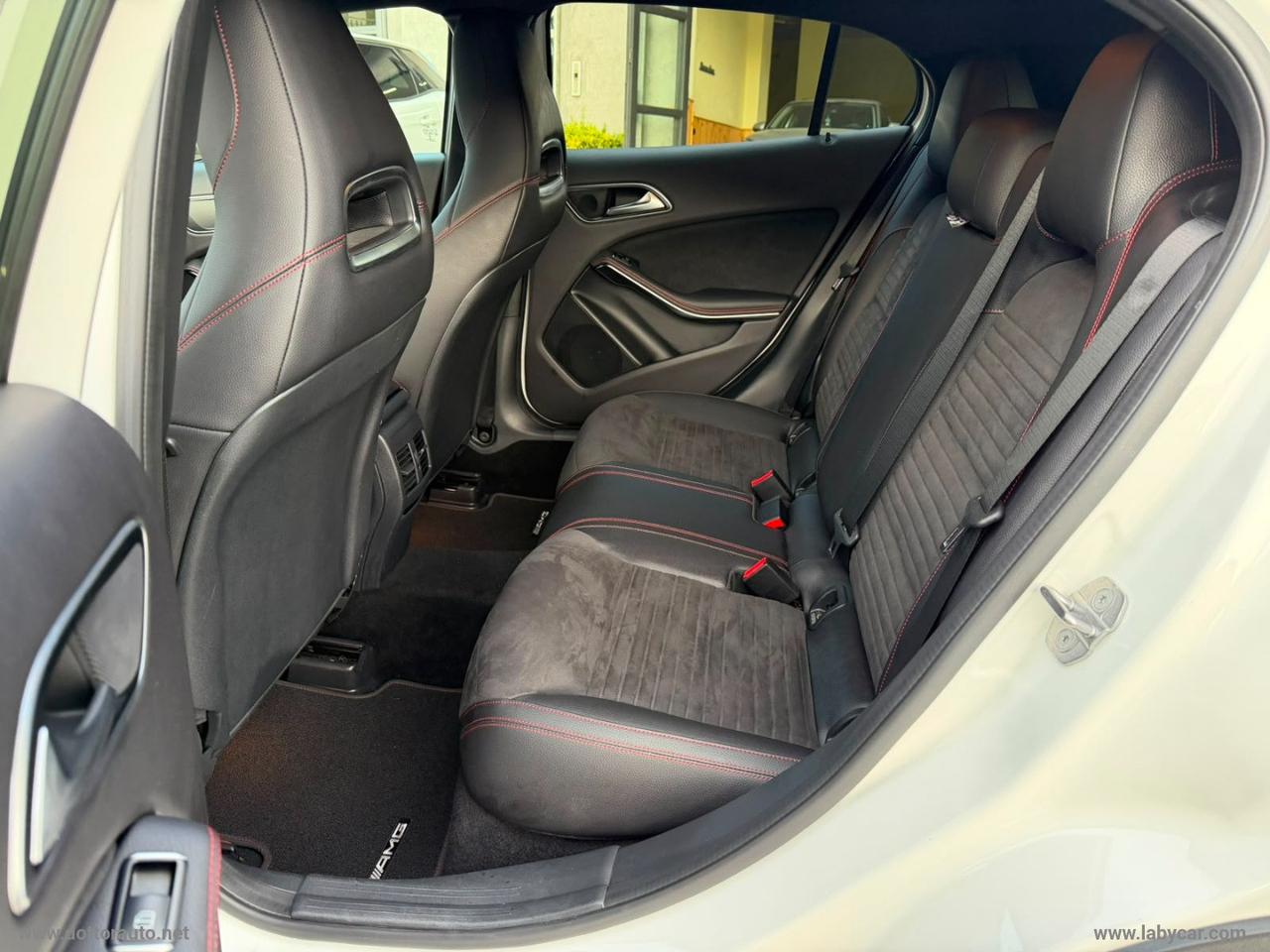 MERCEDES-BENZ GLA 200 d Automatic 4Matic Premium