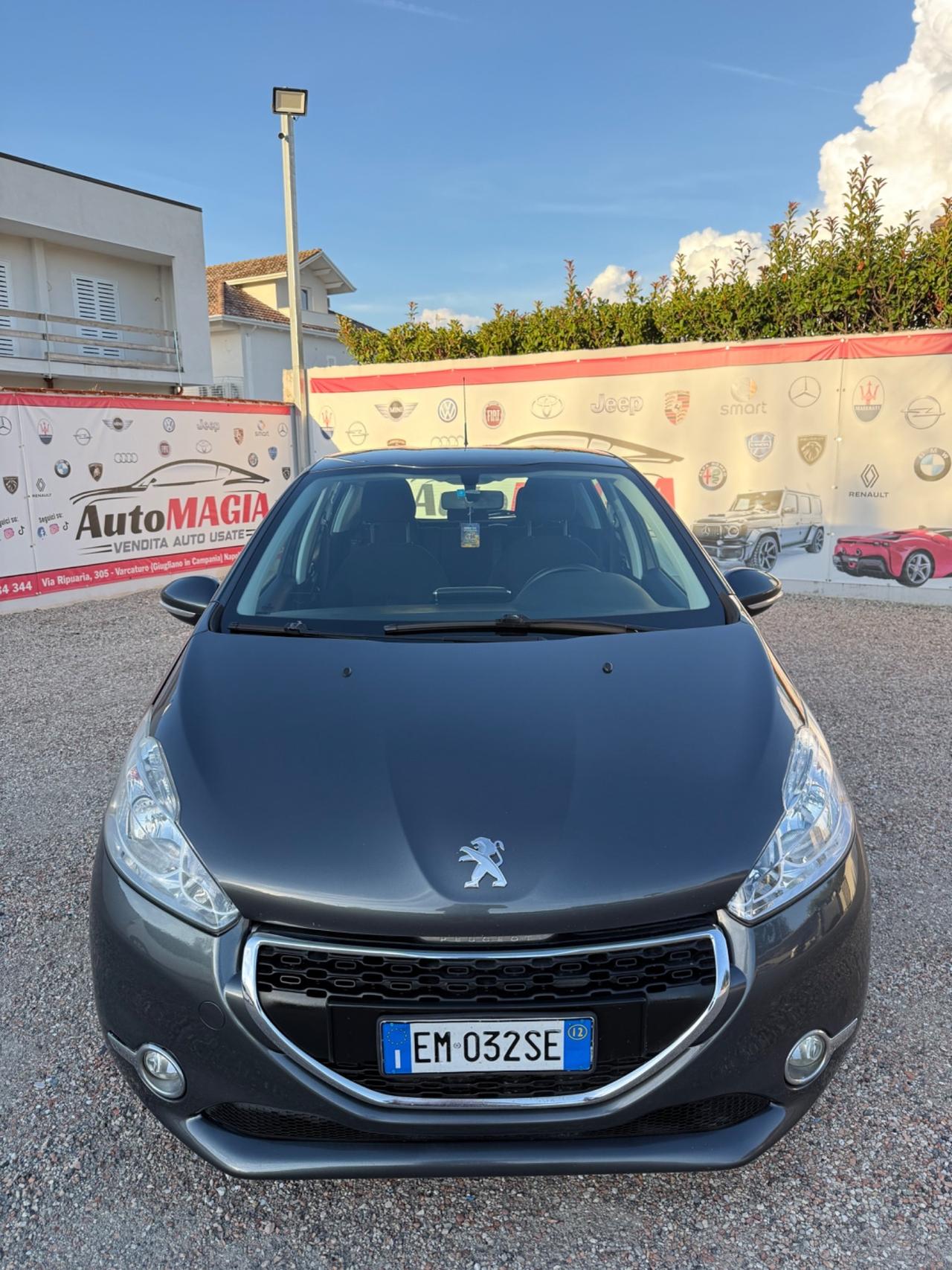 Peugeot 208 1.4 HDi 68 CV 5 porte Allure