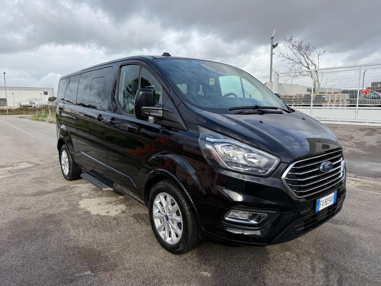 Ford Tourneo Custom 320 2.0 TDCi 185CV MHEV PL Titanium X