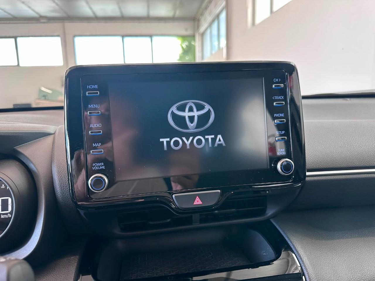 Toyota Yaris Cross 1.5h Active fwd 116cv e-cvt