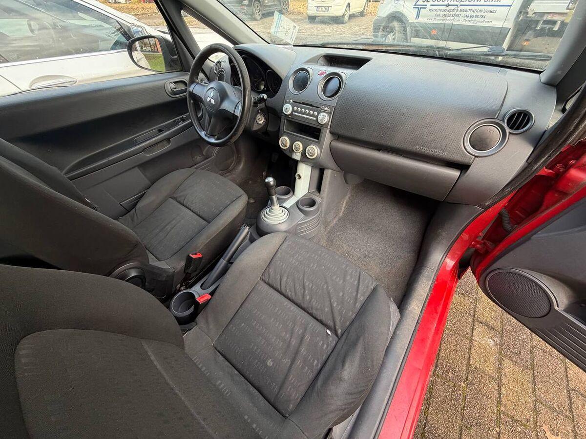 Mitsubishi Colt VIII 2004 CZ3 1.1 12v Inform