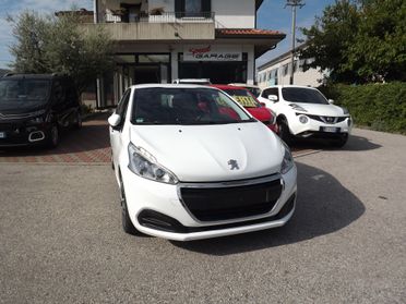 Peugeot 208 PureTech 68 5 porte SPORT