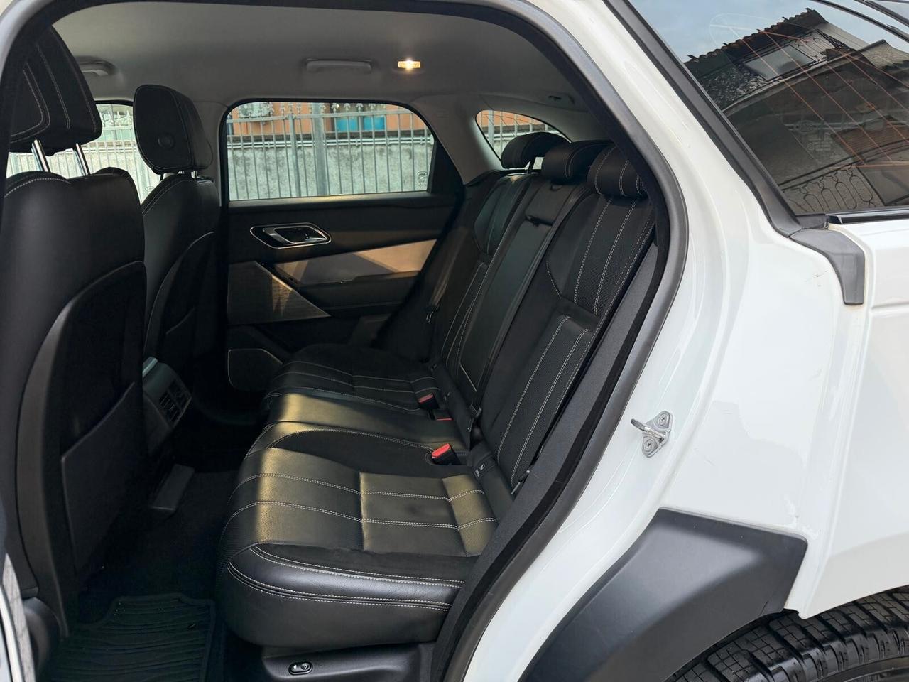 Land Rover Range Velar 2.0D I4 240 CV R-Dynamic S