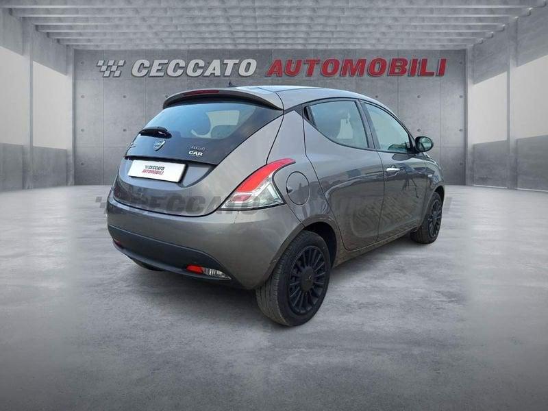 Lancia Ypsilon III 2021 1.0 firefly hybrid Silver s&s 70cv 5p.ti