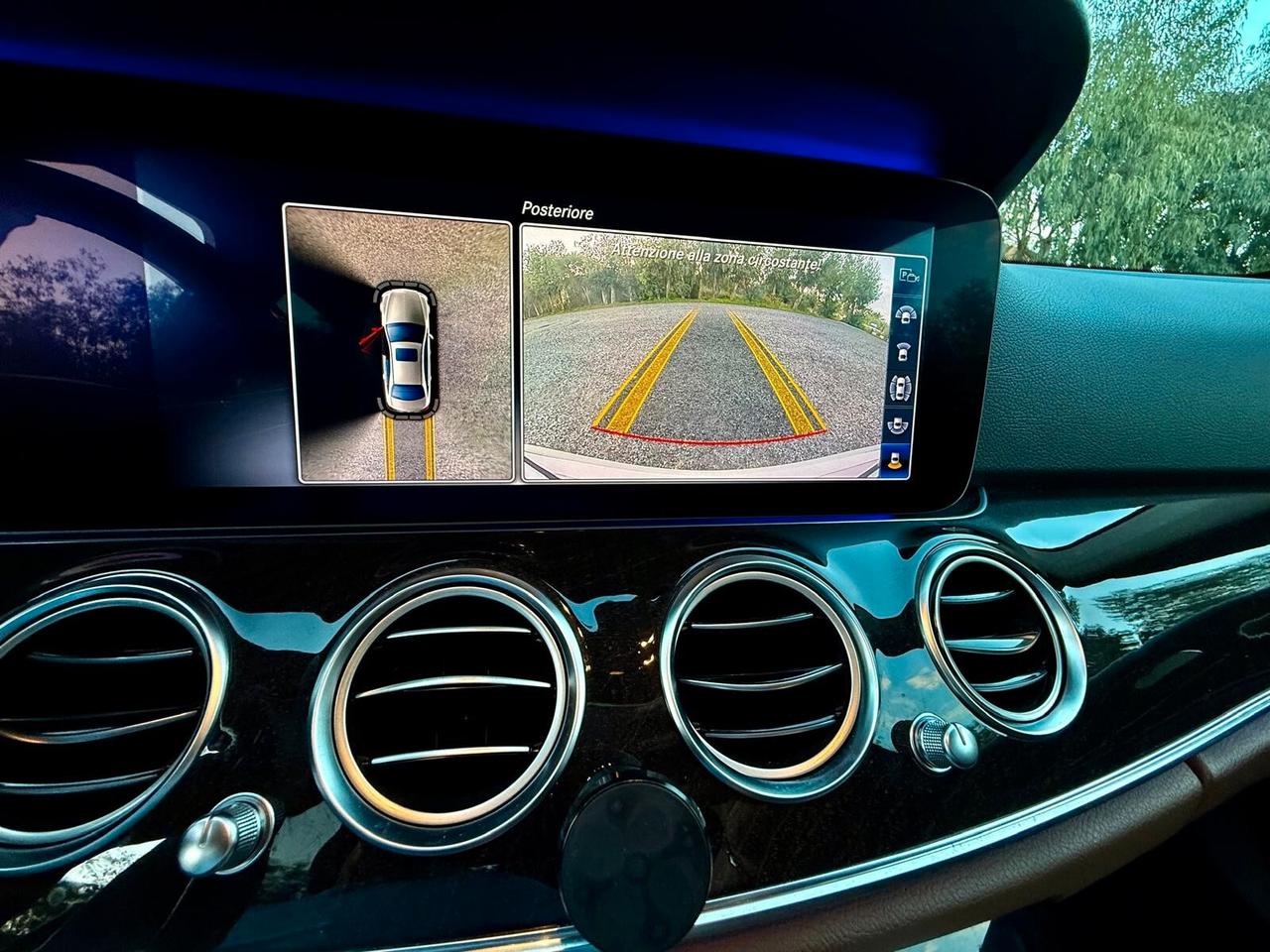 MERCEDES- BENZ KLASSE E 220 D 4MATIC AMG PREMIUM