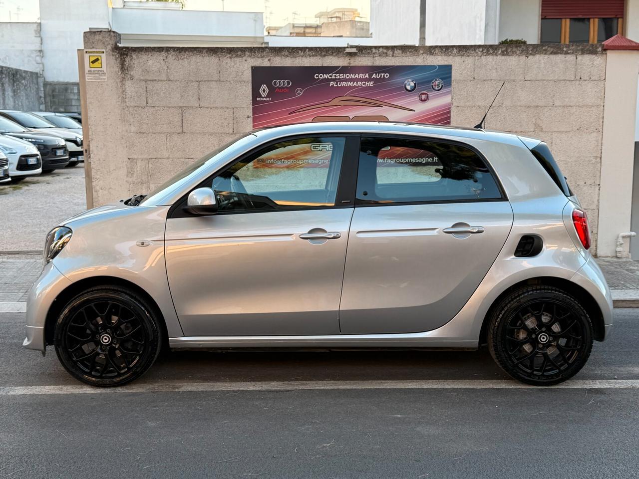 Smart ForFour 70 1.0 twinamic Passion TETTO LED