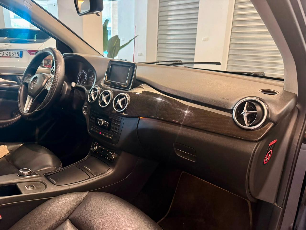 MERCEDES CLASSE B180 PREMIUM 80KW AUTOMATICA
