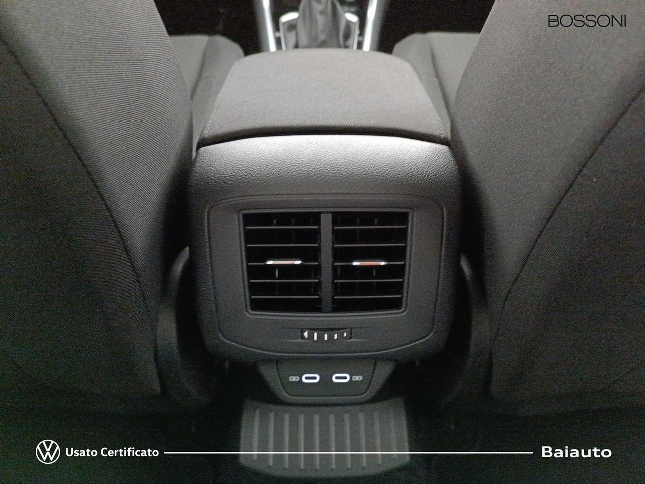 Volkswagen T-Roc 2.0 tdi scr 150cv life dsg