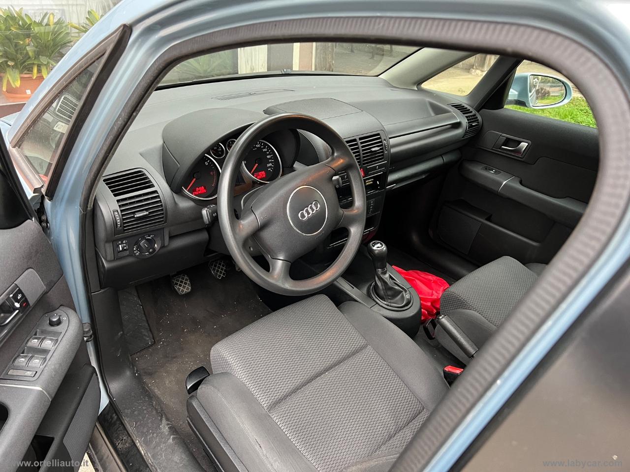 AUDI A2 1.4 16V Comfort