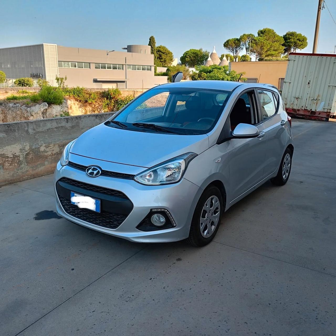 HYUNDAI I10 1000 BENZINA 80000KM