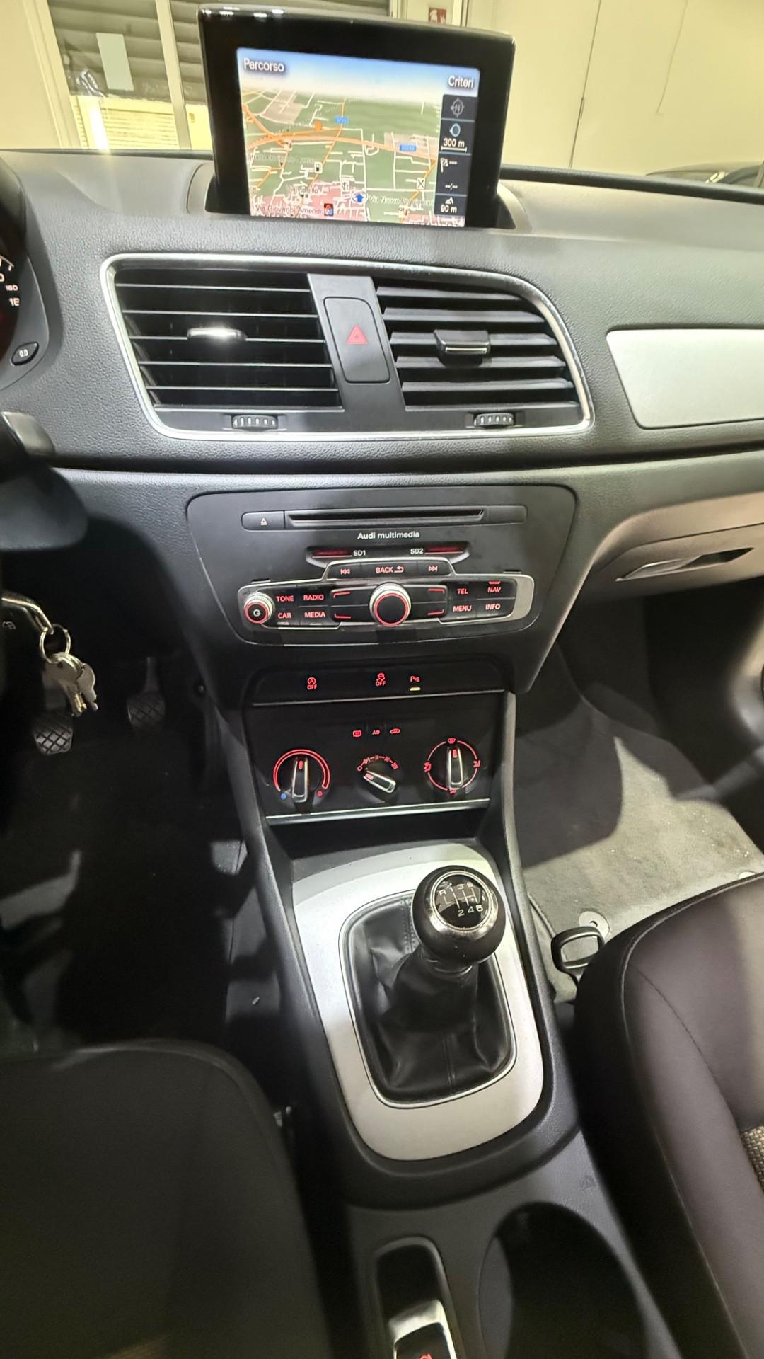 Audi Q3 2.0 TDI GANCIO TRAINO