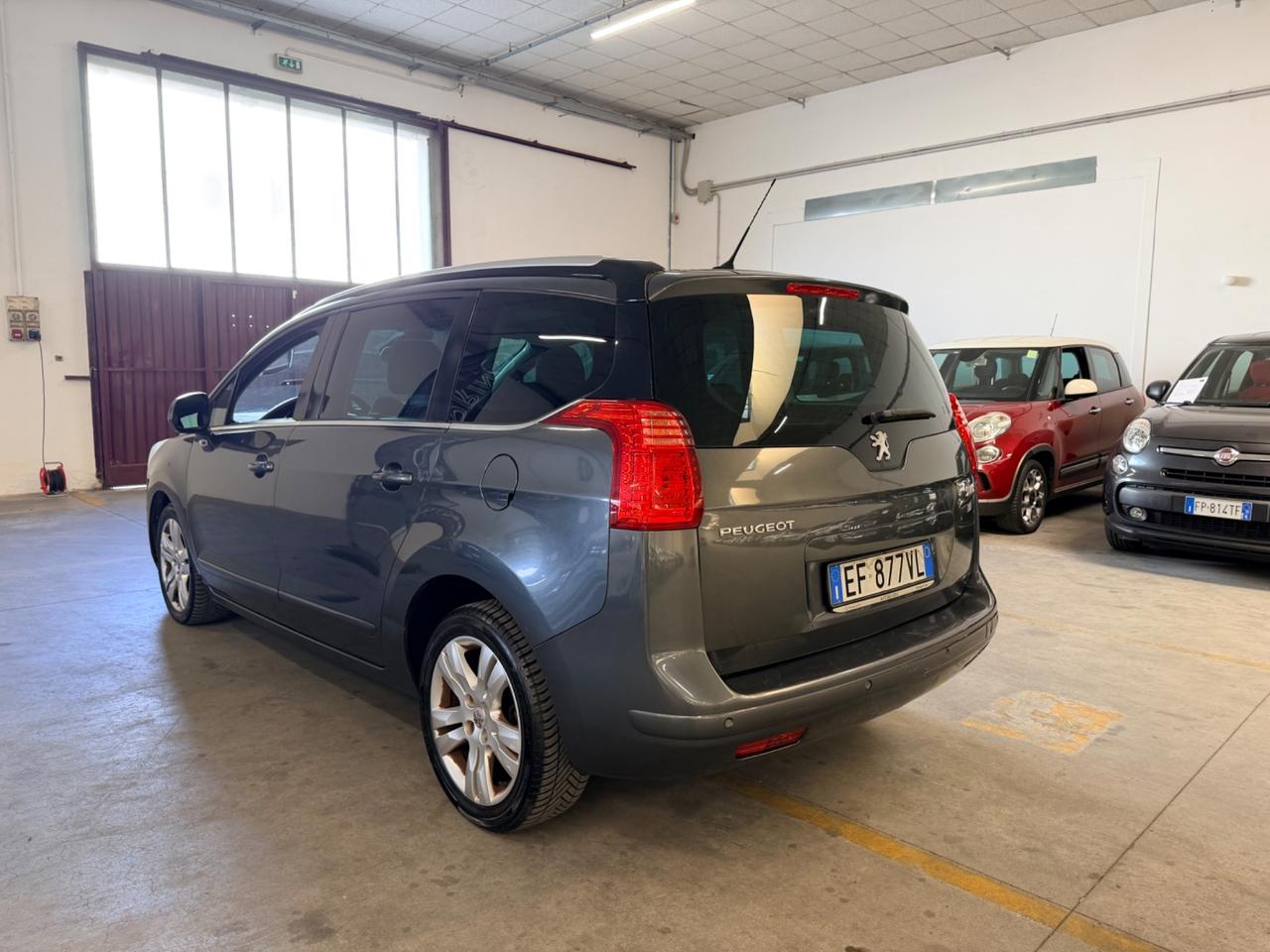 Peugeot 5008 2.0 HDi 163CV aut. Féline