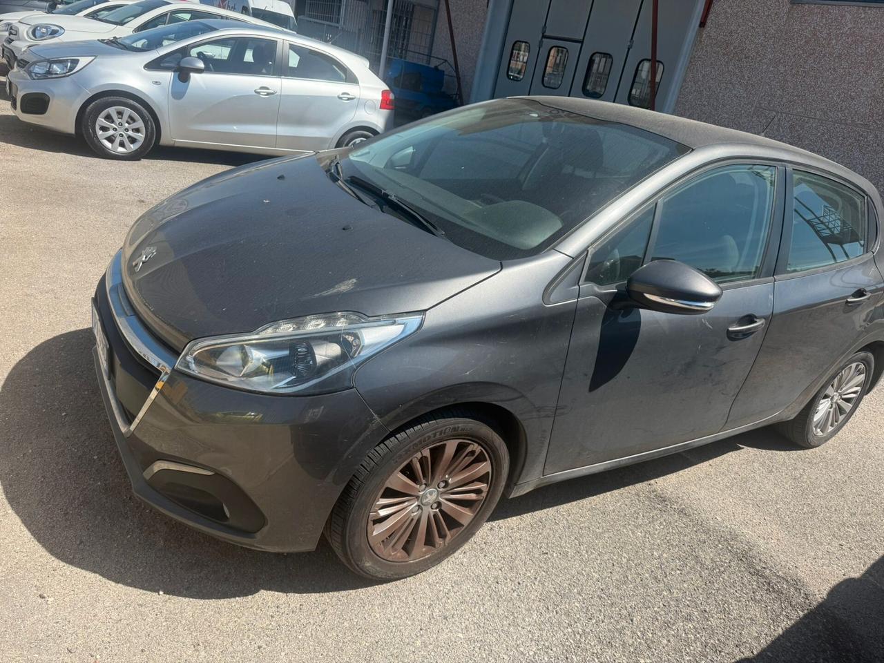 Peugeot 208 BlueHDi 75 Allure VETTURA IN VENDITA PER SOLI COMMERCIANTI
