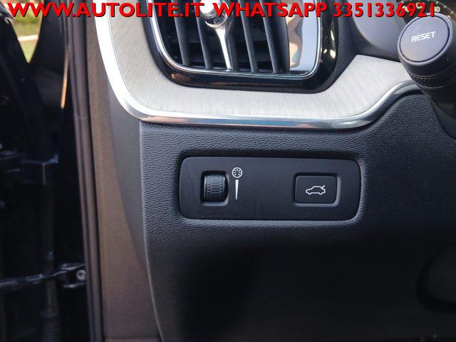 VOLVO XC60 D4 AWD Geartronic Inscription