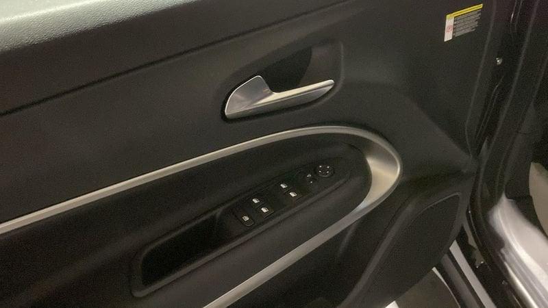 Jeep Avenger Avenger 1.2 Turbo 110 CV MHEV Summit