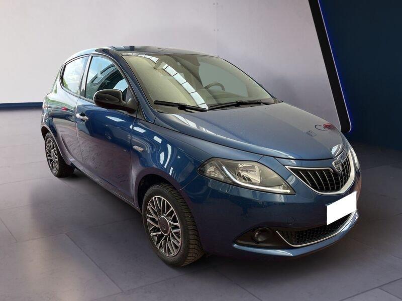 Lancia Ypsilon III 2021 1.0 firefly hybrid Gold Plus s&s 70cv 5p.ti