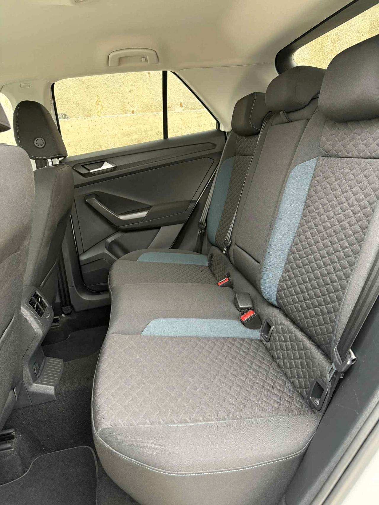 Volkswagen T-Roc 1.6 Style VIRTUAL COCKPIT