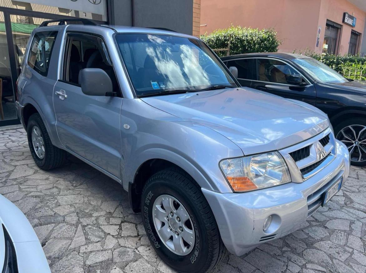 Mitsubishi Pajero 2.5 TDI 3p. GLX