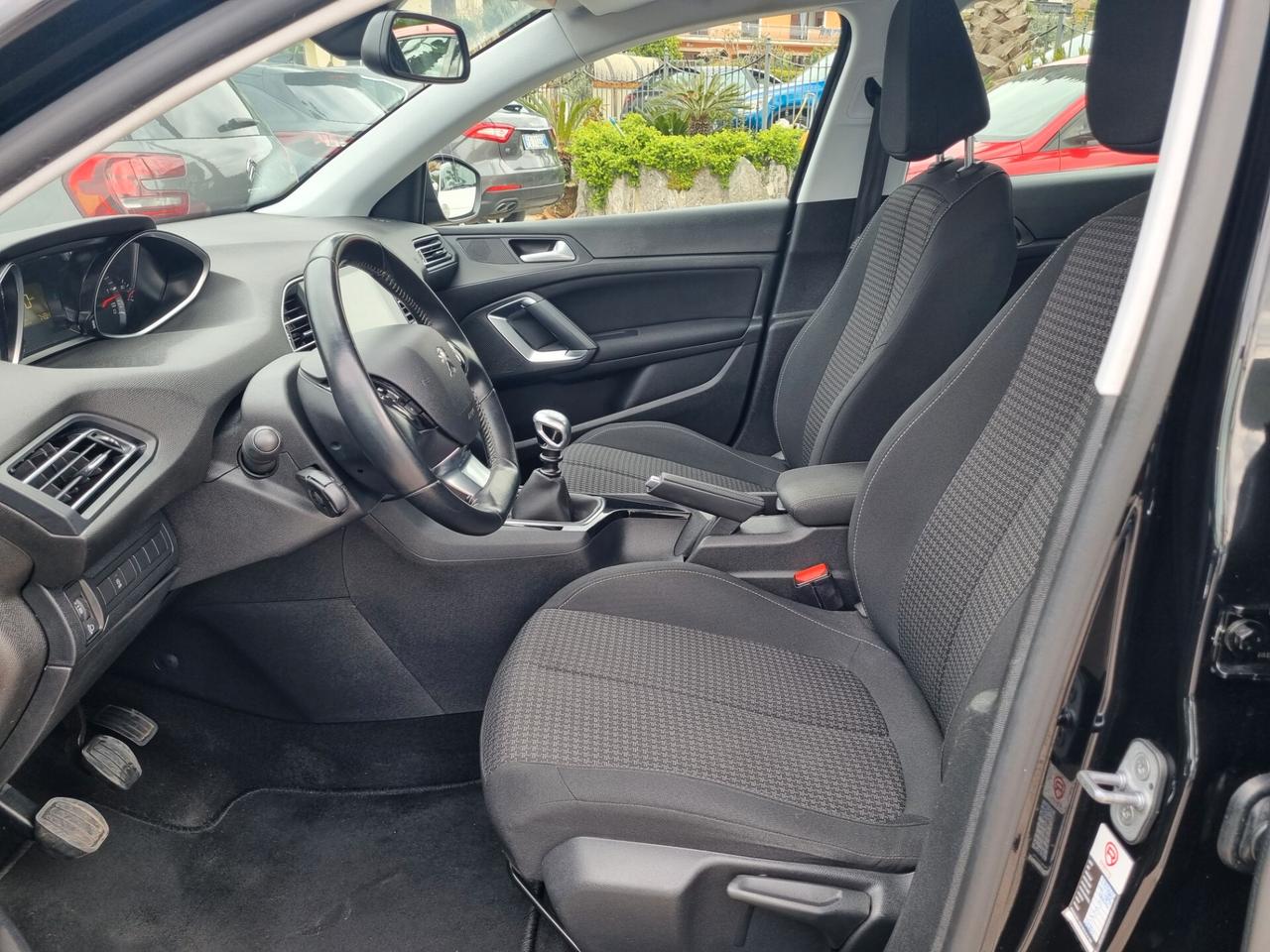 Peugeot 308 BlueHDi 130 S&S Business 09/2018- TAGLIANDATA