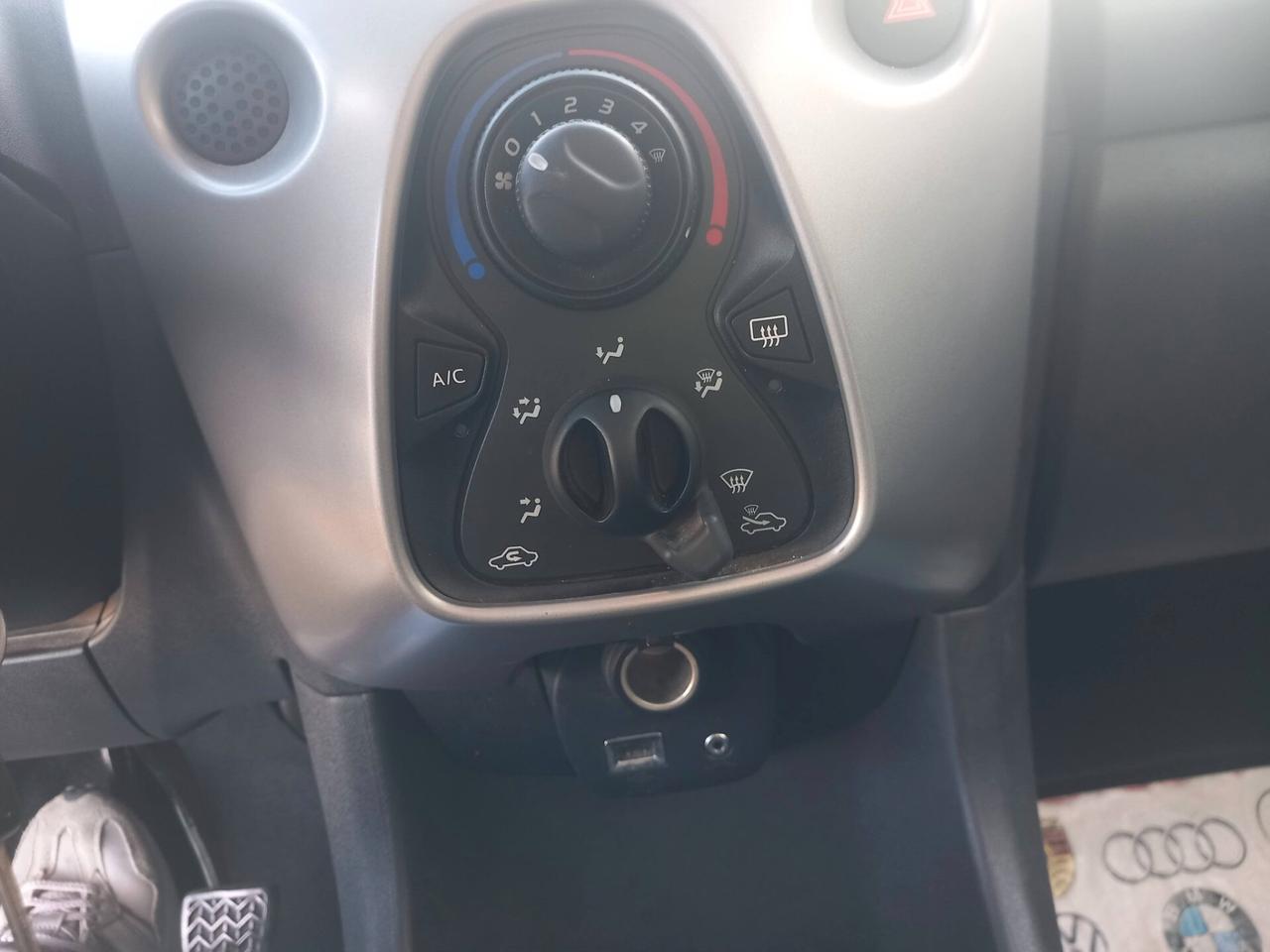 Peugeot 108 VTi 68 5 porte Active km 119000