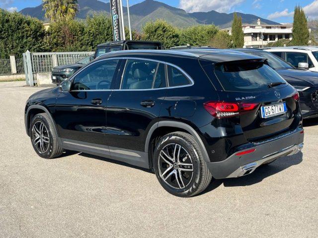 MERCEDES-BENZ GLA 250 Mercedes-Benz GLA-Klasse GLA 250e Progressive