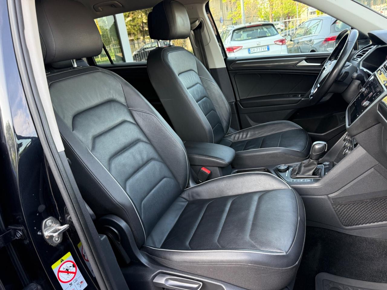 Volkswagen Tiguan Allspace R-LINE 2.0 BiTDI SCR DSG 4MOTION BMT