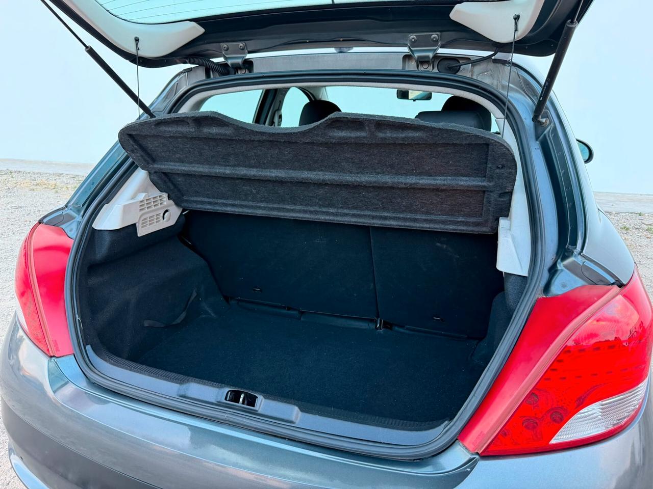 Peugeot 207 1.4 75CV X Line ECO GPL