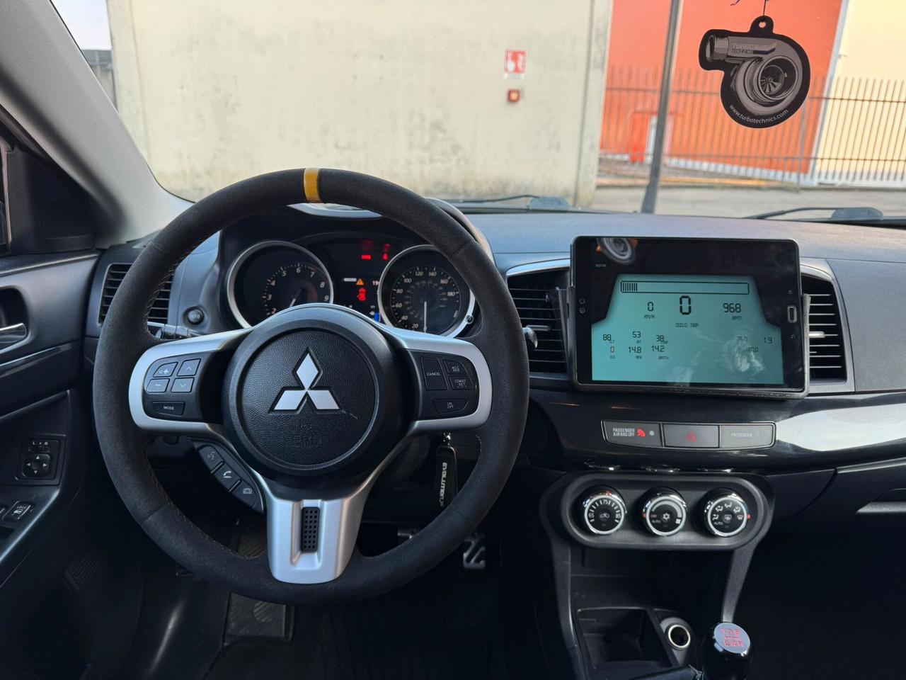 Mitsubishi Lancer EVO X