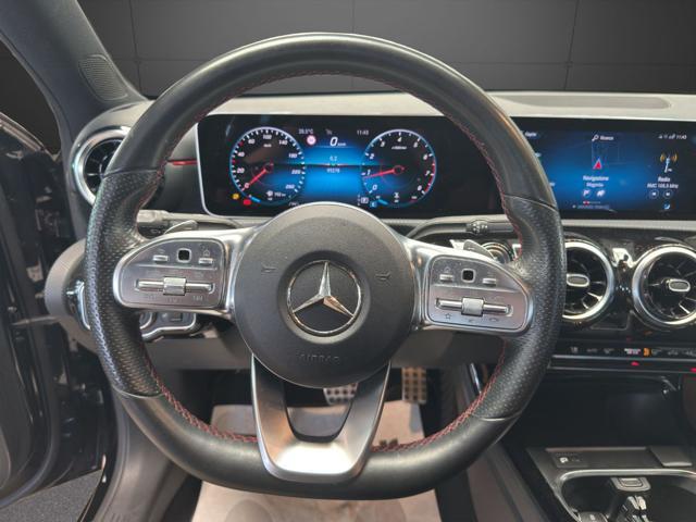 MERCEDES-BENZ A 180 Automatic Premium