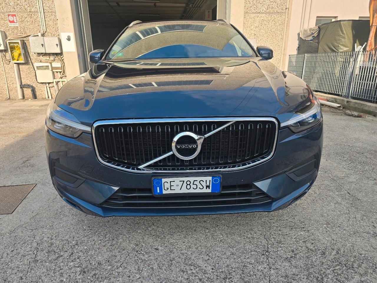 Volvo XC 60 XC60 B4 (d) AWD Geartronic Business