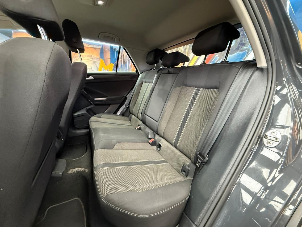 Volkswagen T-Roc 1.0 TSI 115 CV Advanced BlueMotion Technology (561)