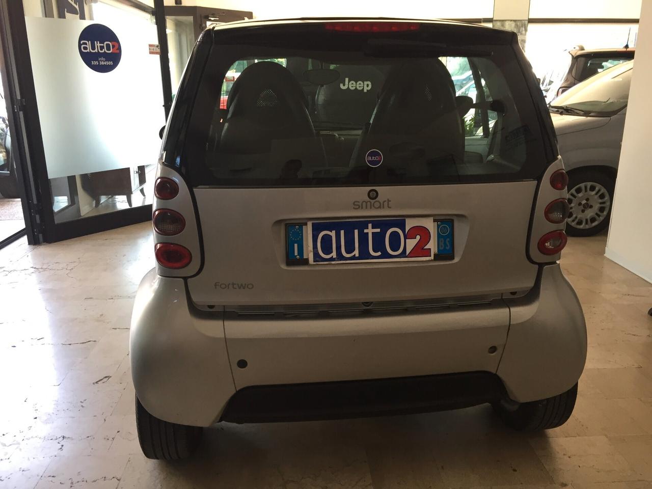 Smart ForTwo 700 coupé passion (45 kW) X NEOPATENTATI