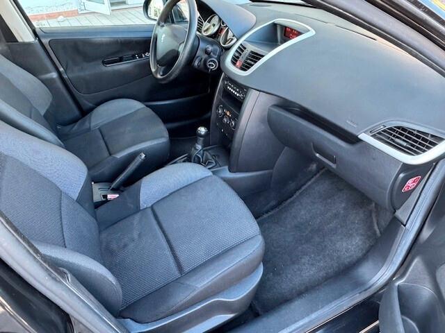 Peugeot 207 1.4 HDi 70CV 5p. Energie Sport
