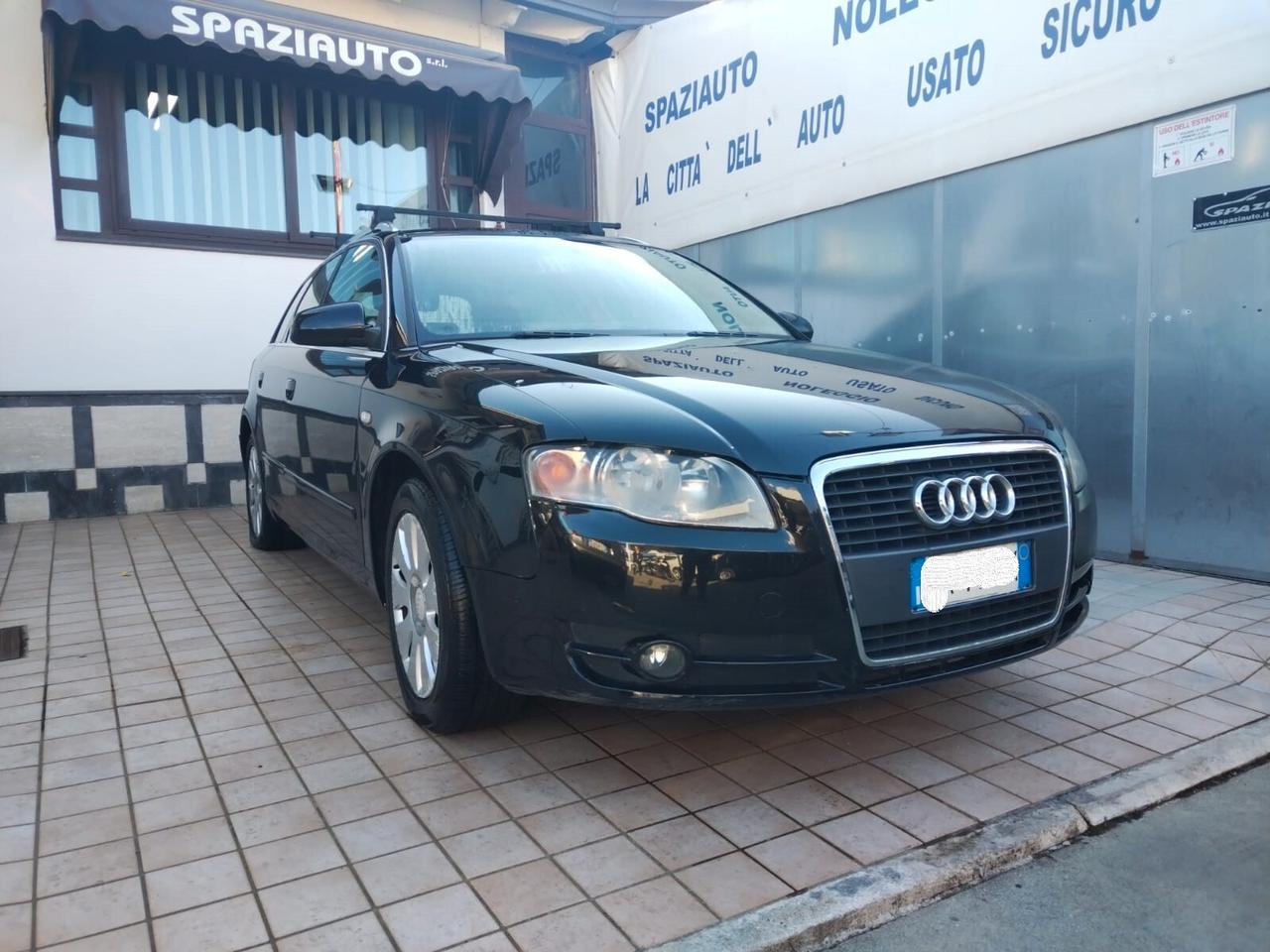 AUDI A4 AVANT