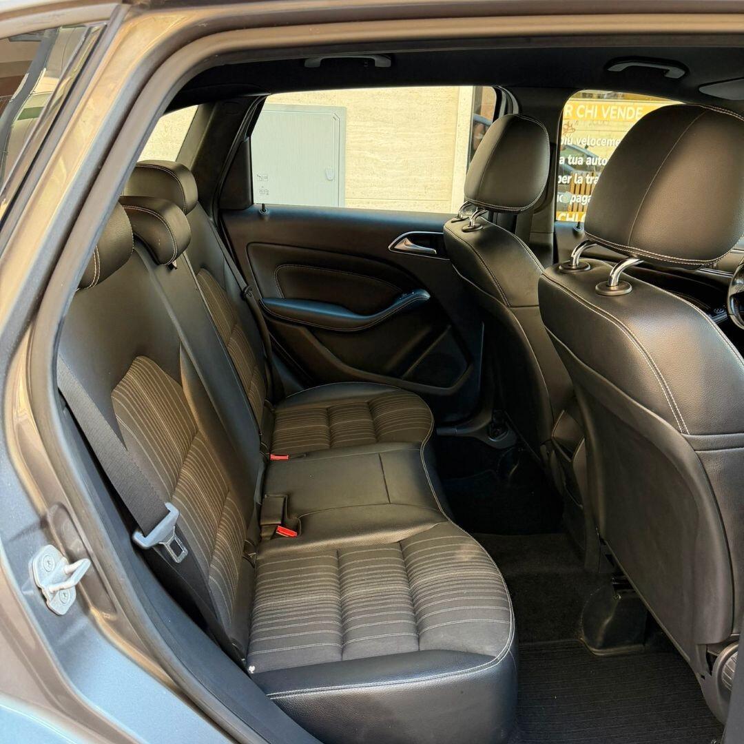 Mercedes B 180 CDI - 109CV
