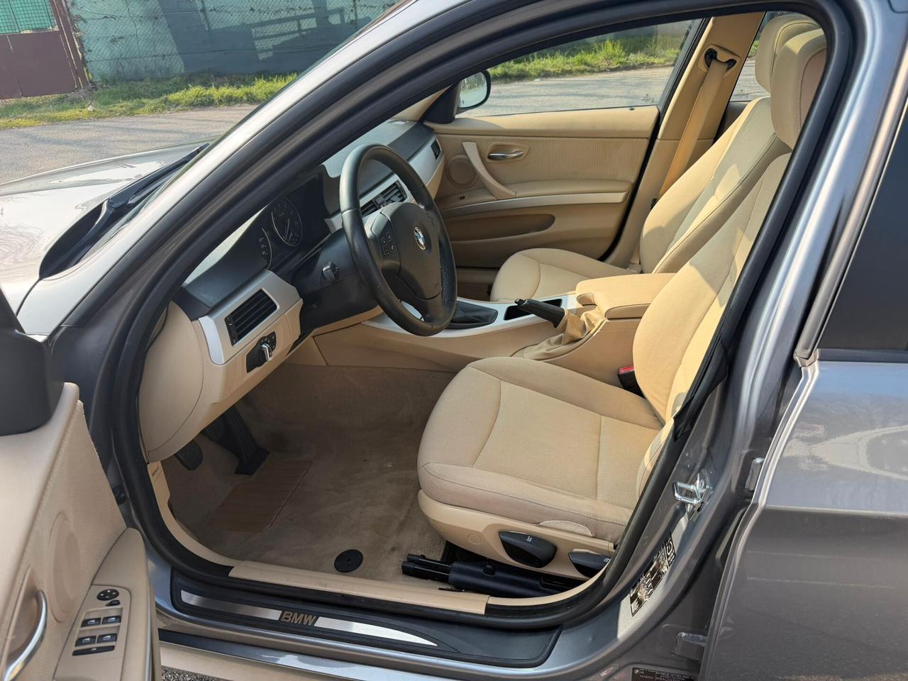 Bmw 320i Touring benzina