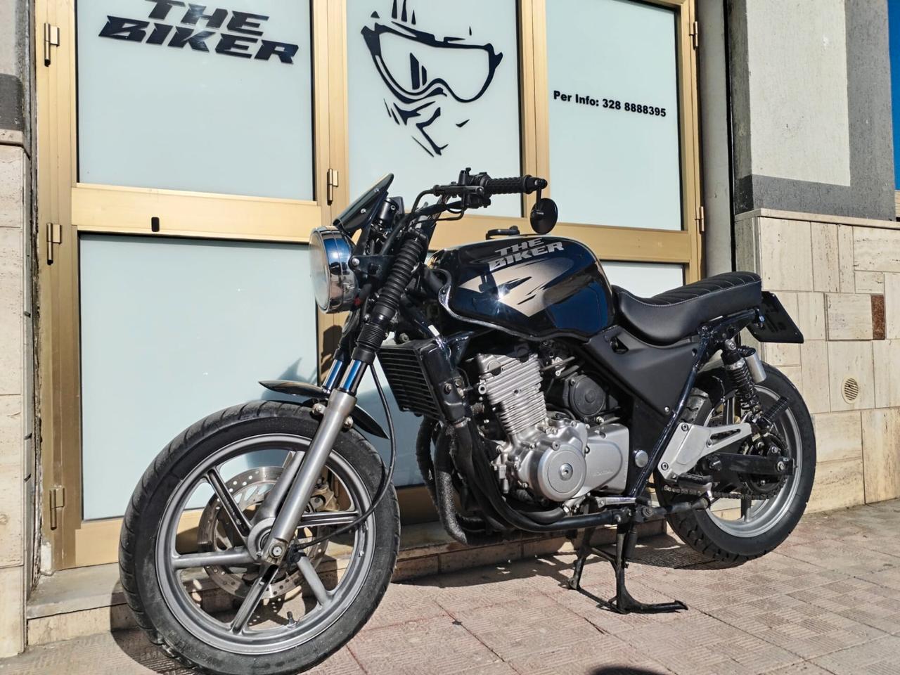 Honda CB 500 Cafè racer bicilindrico