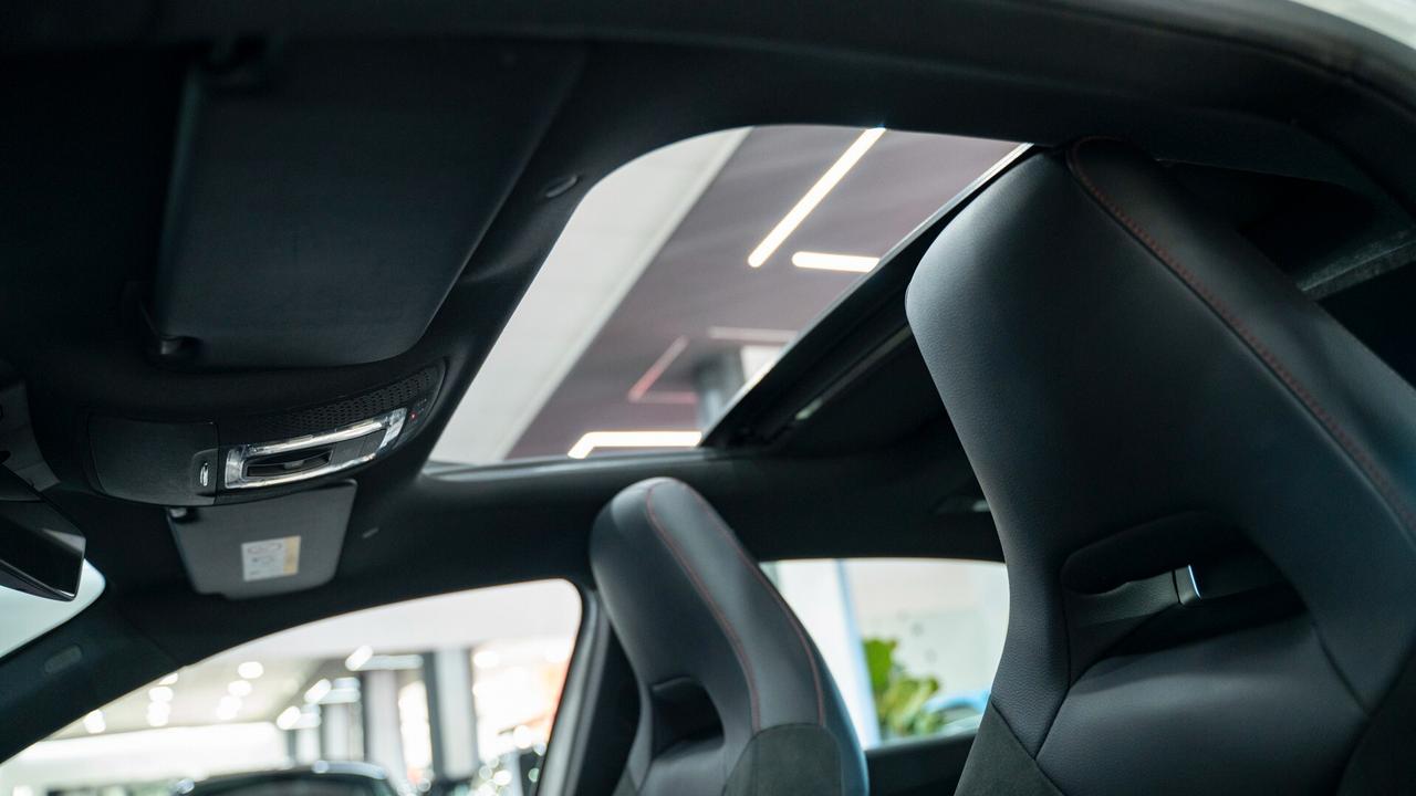 Mercedes-benz A 180 D PREMIUM PLUS AMG TETTO PACK LUCI XENO NAVI FULL