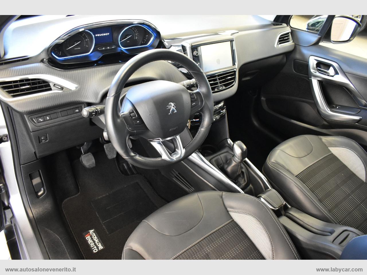 PEUGEOT 2008 1.2 VTi 82 CV Allure