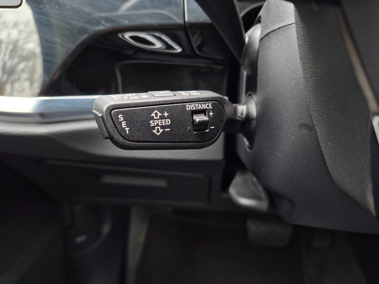 Audi Q3 SPB 35 TFSI S TRONIC MATRIX APPLE CARPLAY + ANDROID AUTO