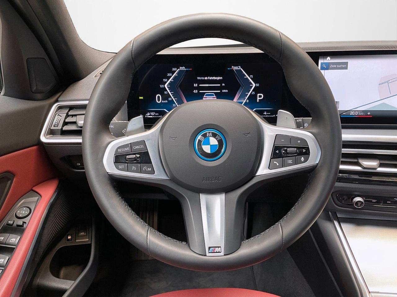 Bmw 330 BMW 330e Touring M-sport