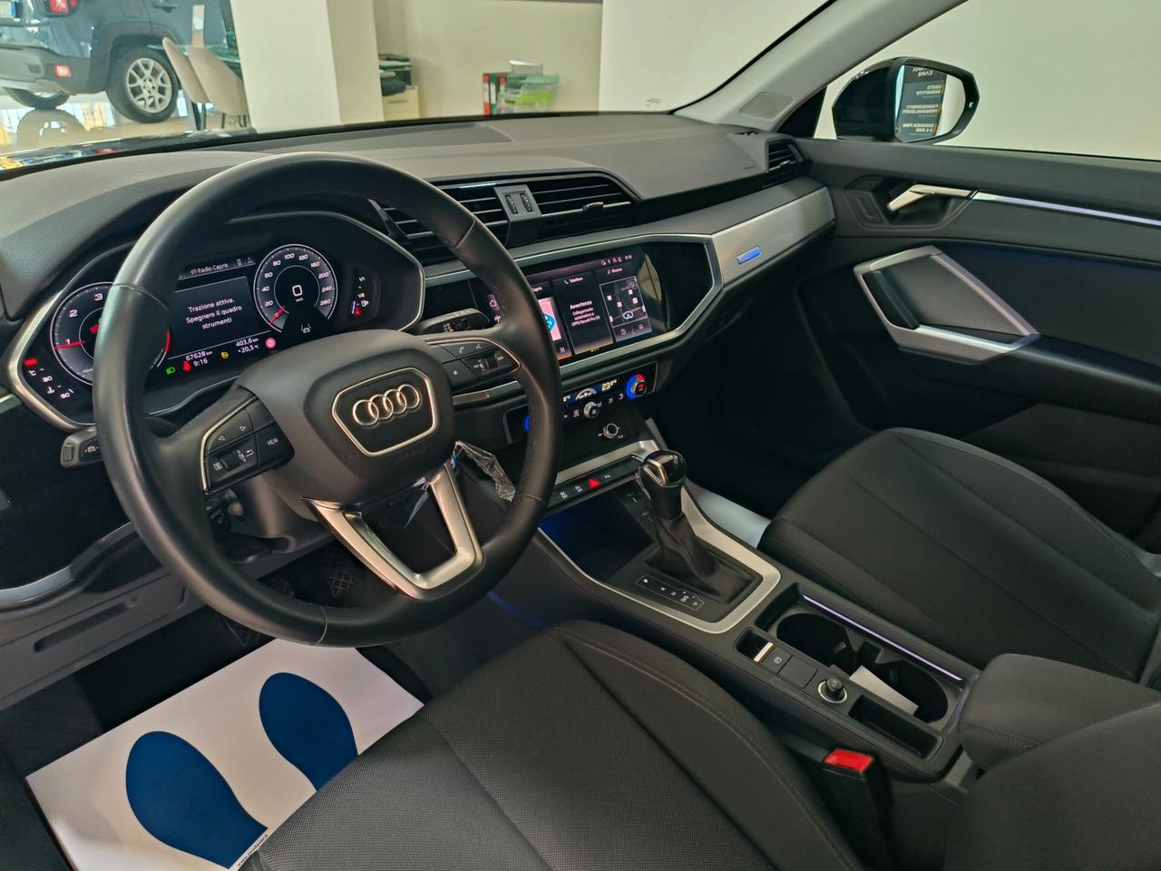 Audi Q3 35 TDI S tronic Business
