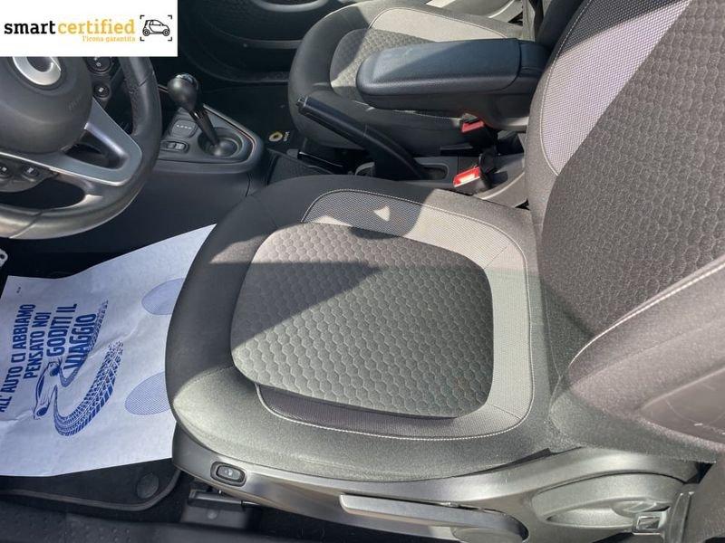 smart fortwo EQ MATTRUNNER 22KW
