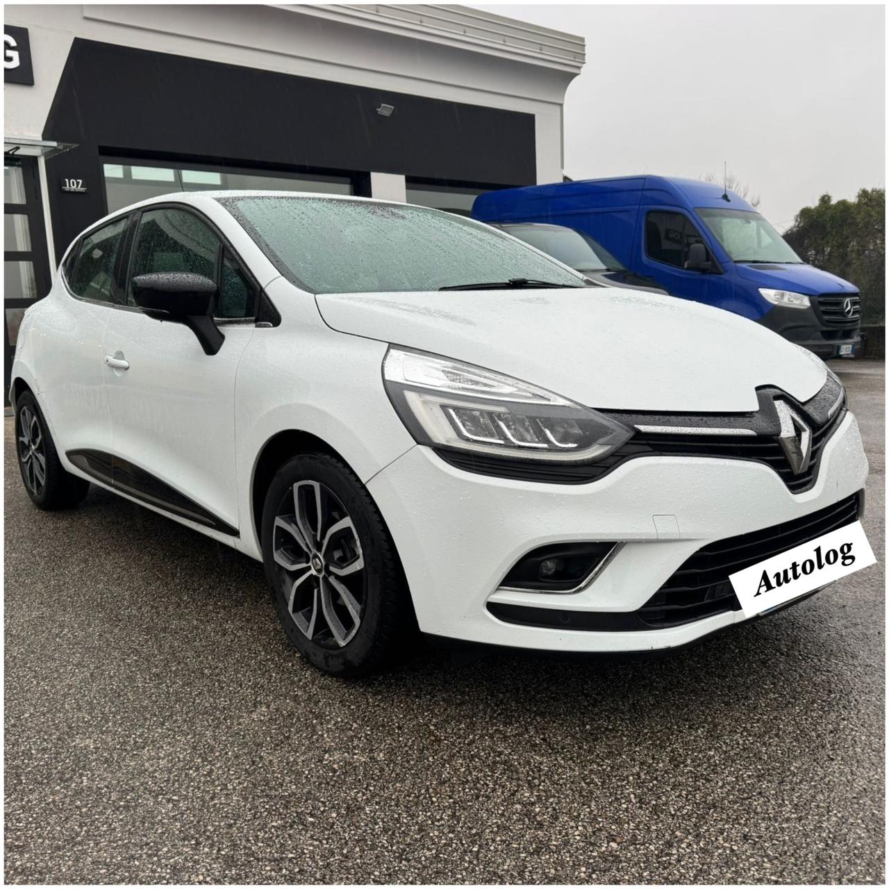 Renault Clio dCi 8V 75 CV 5 porte Moschino Intens N1