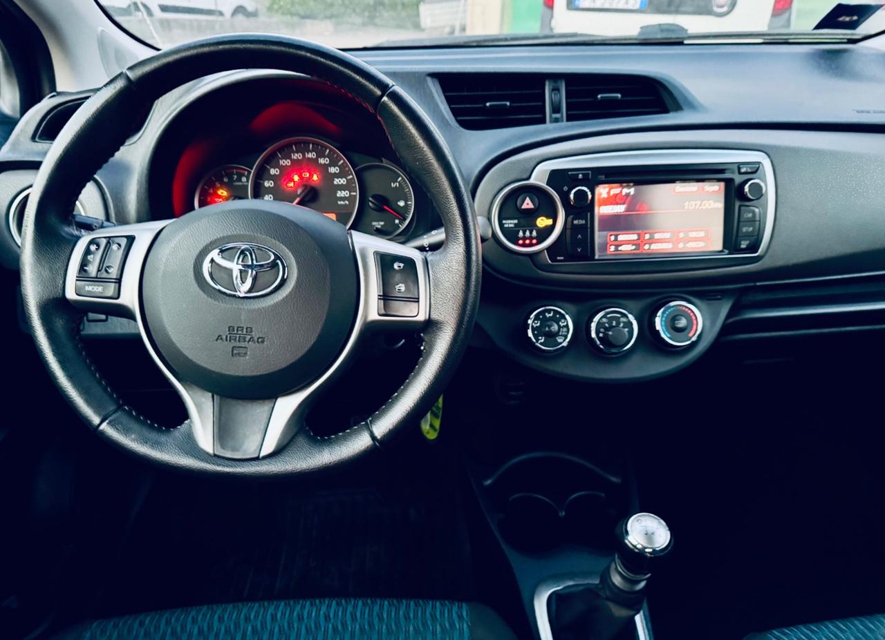 Toyota Yaris 1.3 5 porte Lounge Ok Neopatentati