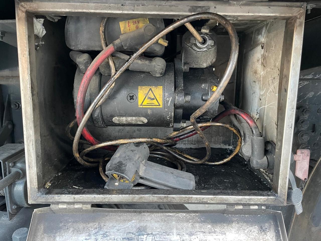 DAF 95 XF-430 - ALZA E ABBASSA ELETTRICO - POMPA MECCANICA